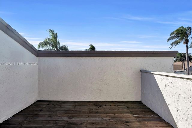 6768 Canary Palm Circle, Boca Raton, FL 33433