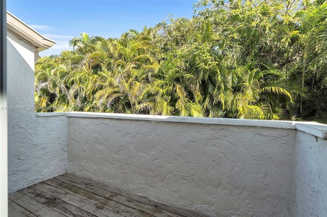 6768 Canary Palm Circle, Boca Raton, FL 33433