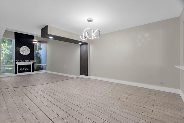 6768 Canary Palm Circle, Boca Raton, FL 33433
