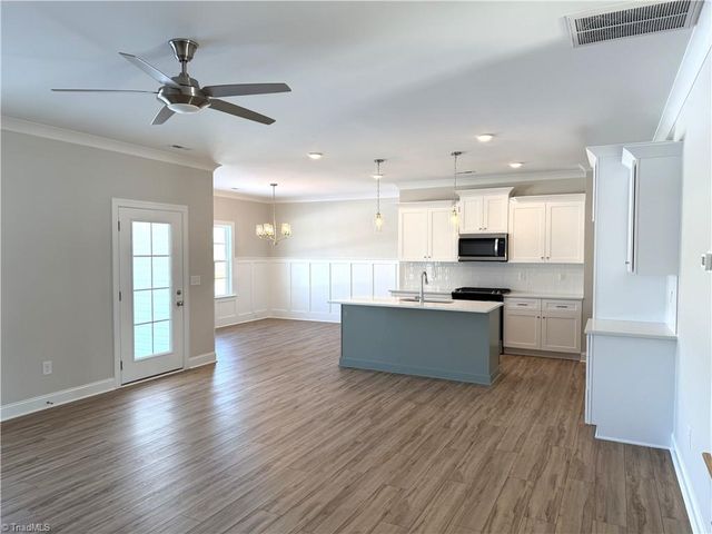 230 Enclave Drive, Clemmons, NC 27012