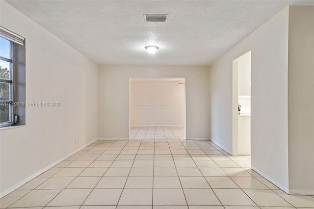 7315 Allen Dr, Hollywood, FL 33024