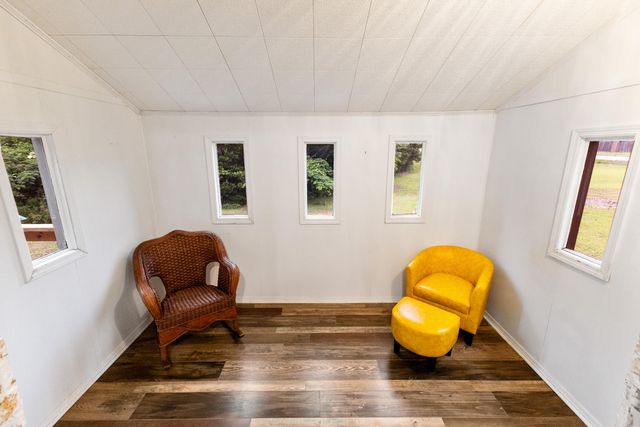 427 Corinth Rd., Petal, MS 39465