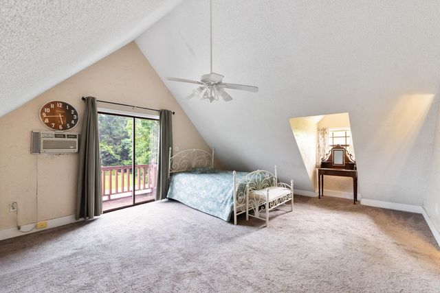 427 Corinth Rd., Petal, MS 39465