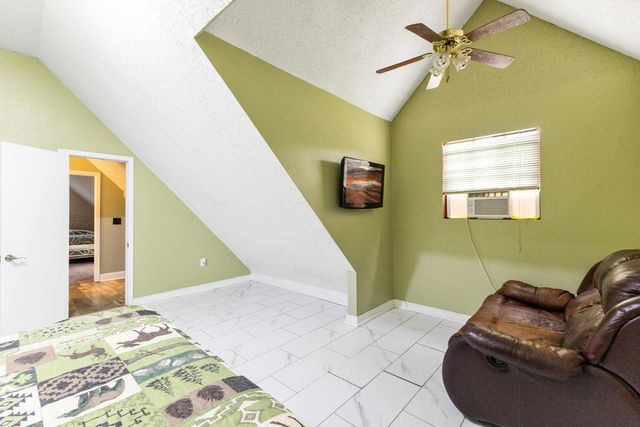 427 Corinth Rd., Petal, MS 39465