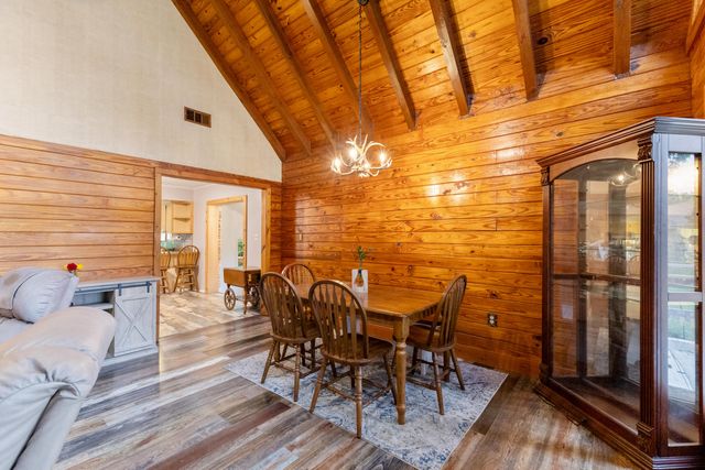 427 Corinth Rd., Petal, MS 39465