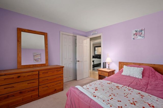 43 Walker Road, Atkinson, NH 03811