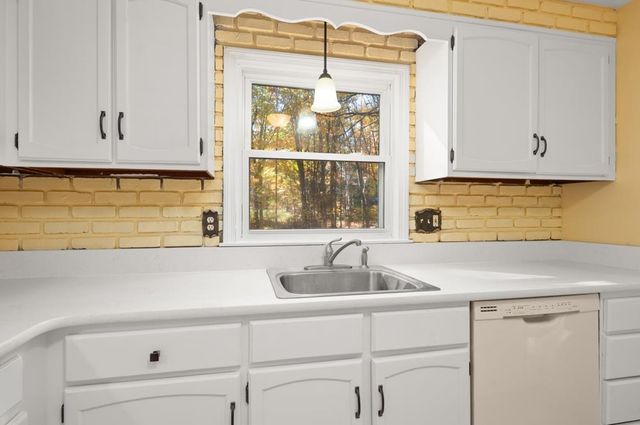 43 Walker Road, Atkinson, NH 03811