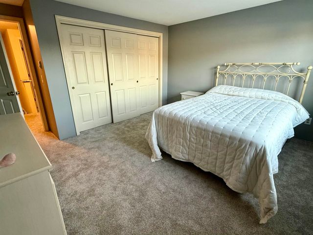 792 Court St Apt A, Keene, NH 03431