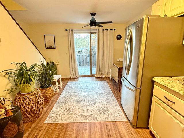 792 Court St Apt A, Keene, NH 03431