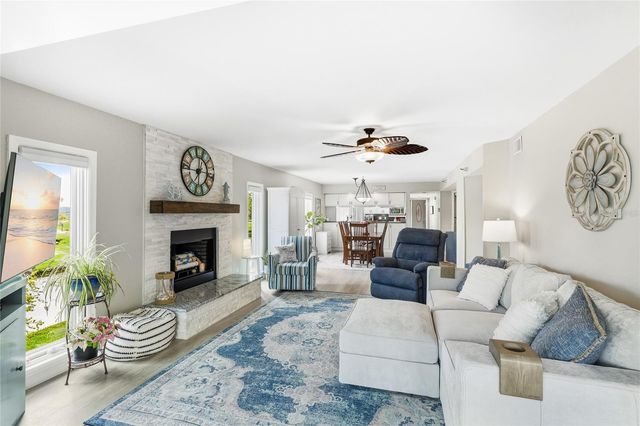 120 TIDY ISLAND BOULEVARD 120, Bradenton, FL 34210