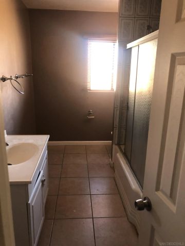 7587 Roosevelt Ave, San Diego, CA 91945