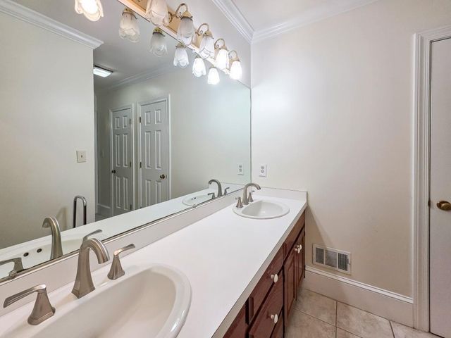 4013 Benell Court SE, Smyrna, GA 30082