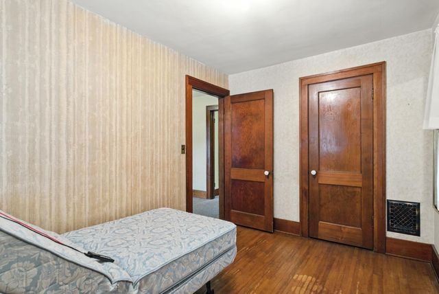 415 W 8th Street, Winona, MN 55987