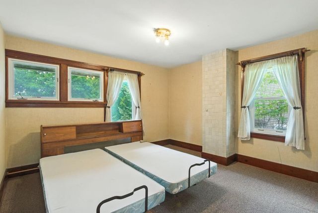 415 W 8th Street, Winona, MN 55987