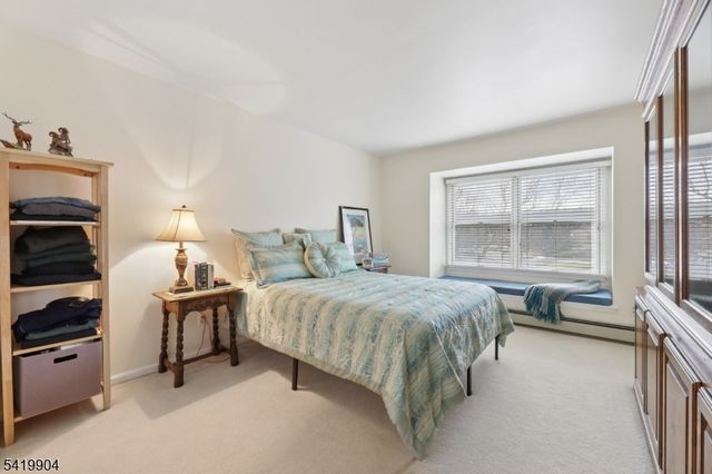 7 Valen Ct, Franklin Lakes Boro, NJ 07417