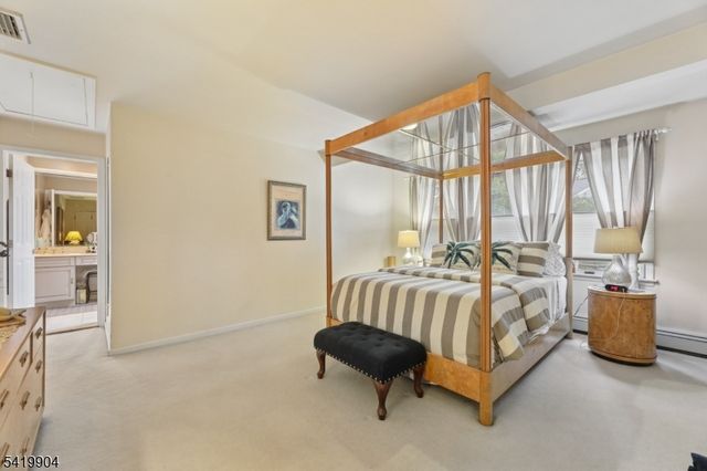 7 Valen Ct, Franklin Lakes Boro, NJ 07417