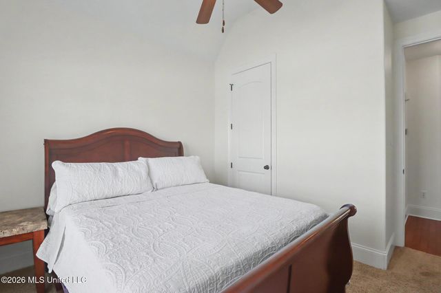 510 Palm Breeze Drive, Ocean Springs, MS 39564