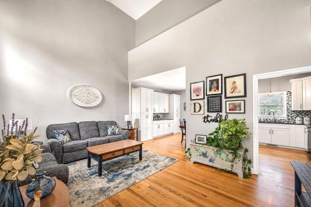 111 Westridge Lane, Paris, KY 40361