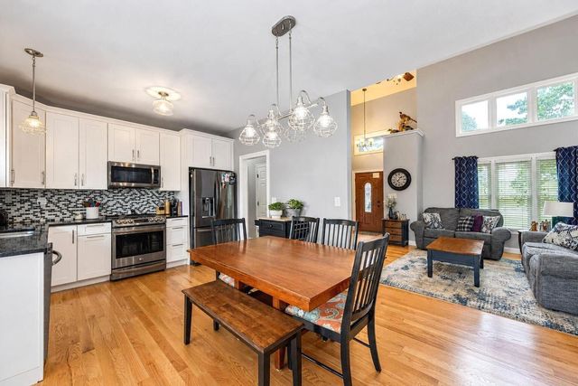 111 Westridge Lane, Paris, KY 40361