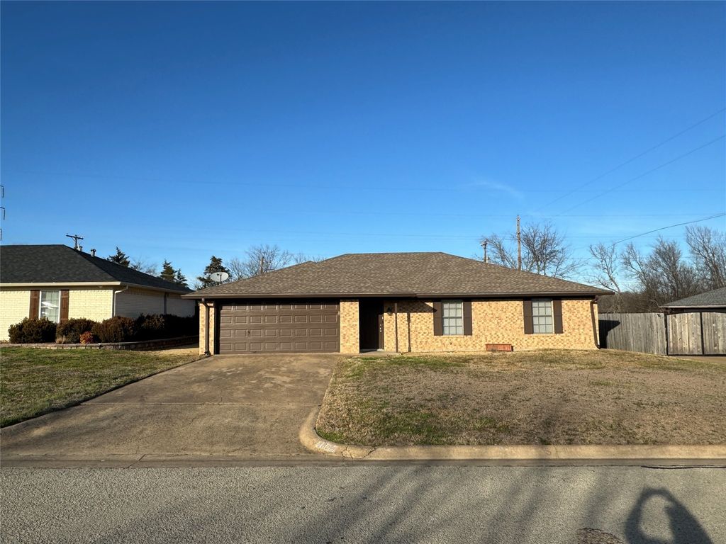 1608 Northwood Boulevard, Corsicana, TX 75110