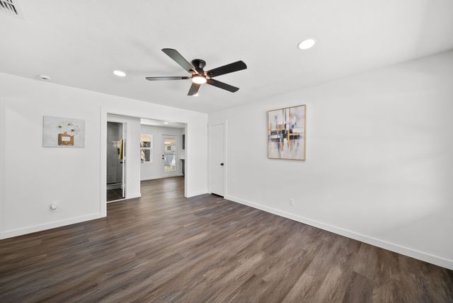 2712 E 1st Street, Fort Worth, TX 76111