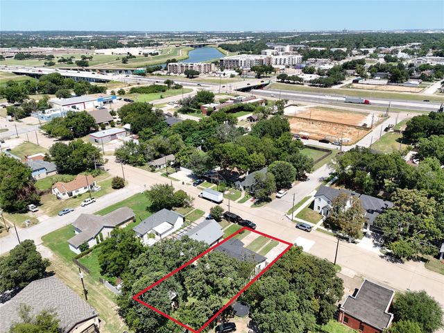 2712 E 1st Street, Fort Worth, TX 76111
