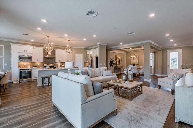 704 ESTATES BOULEVARD, Tarpon Springs, FL 34688