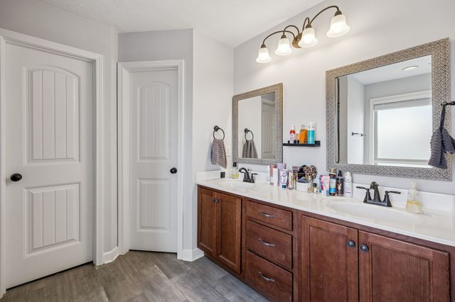 2906 Dusenburg Dr, Christiana, TN 37037