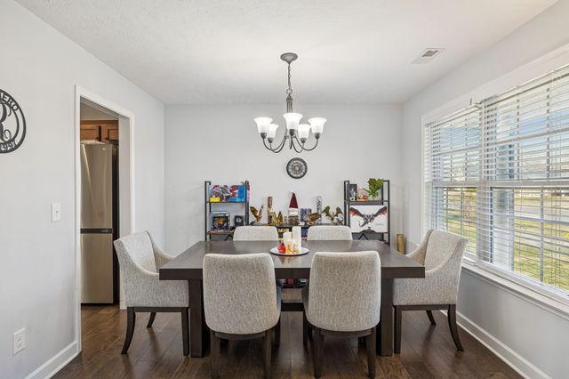 2906 Dusenburg Dr, Christiana, TN 37037