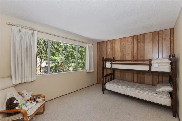 325 Brentwood, Lake Arrowhead, CA 92352