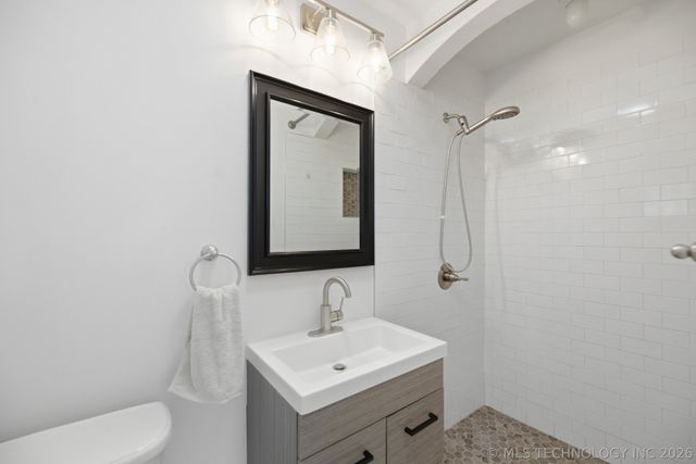 6217 E 24th Street, Tulsa, OK 74114