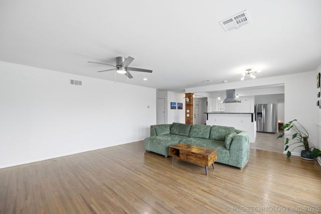 6217 E 24th Street, Tulsa, OK 74114