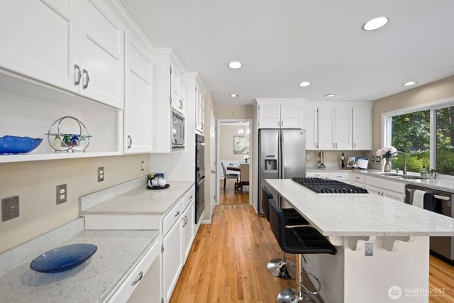 7700 234th Place NE, Redmond, WA 98053