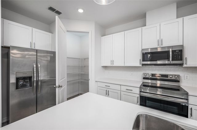 2154 DERWENT DRIVE, Davenport, FL 33896