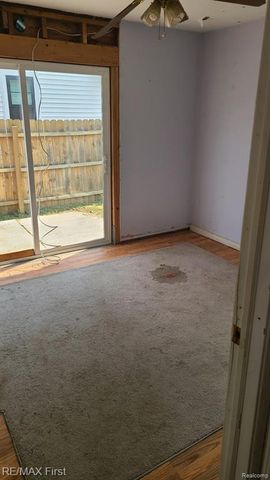 2220 Rowland Avenue, Royal Oak, MI 48067