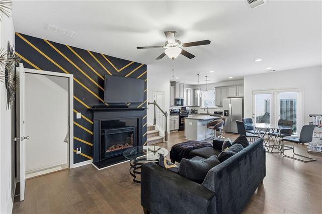 2275 Rolling Trail, Lithonia, GA 30058
