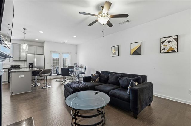 2275 Rolling Trail, Lithonia, GA 30058