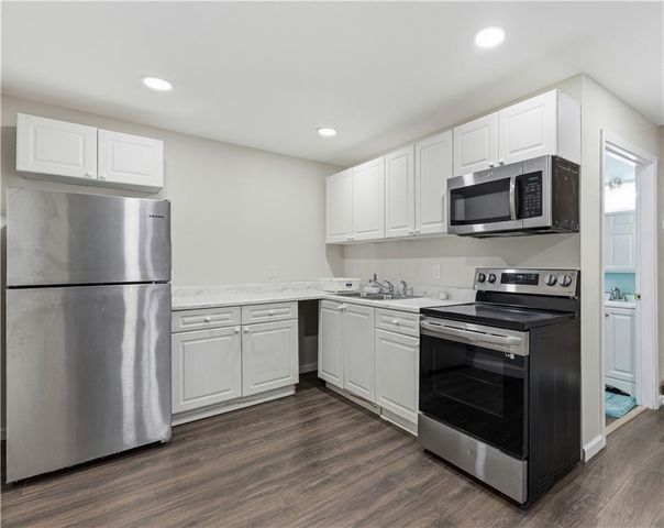 2275 Rolling Trail, Lithonia, GA 30058