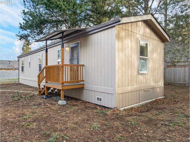 2696 Se PALMQUIST Rd, Gresham, OR 97080