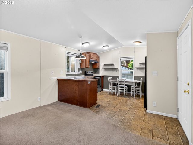 2696 Se PALMQUIST Rd, Gresham, OR 97080