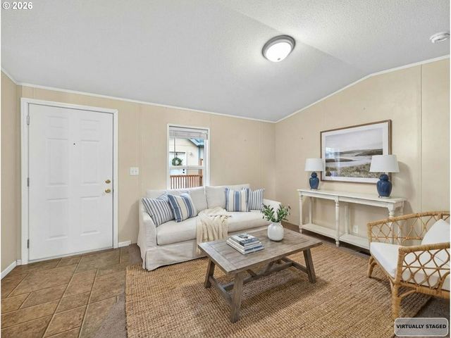 2696 Se PALMQUIST Rd, Gresham, OR 97080