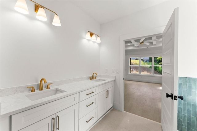 3109 Winding Lake, Gainesville, GA 30504