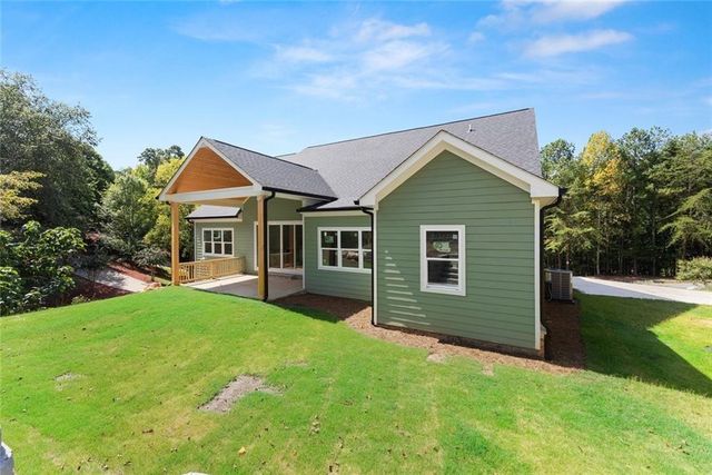 3109 Winding Lake, Gainesville, GA 30504