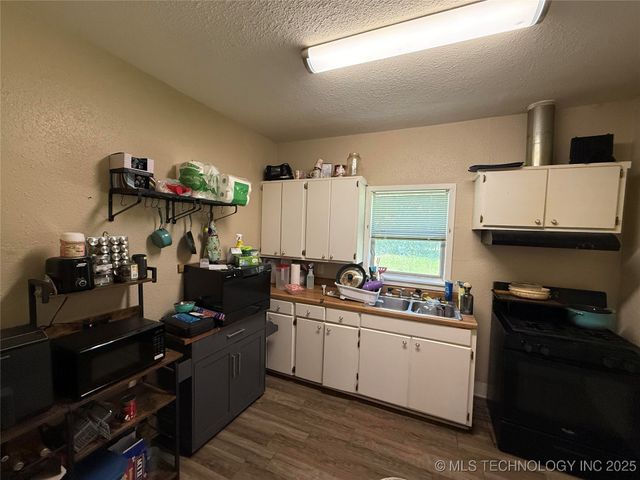 817 3rd NE, Ardmore, OK 73401