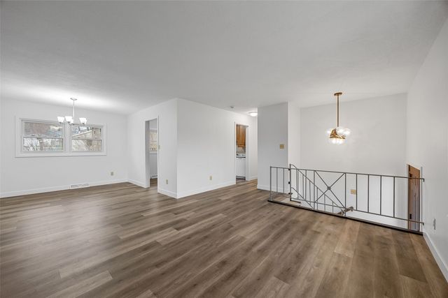 3006 Wayne Ave, Iowa City, IA 52240