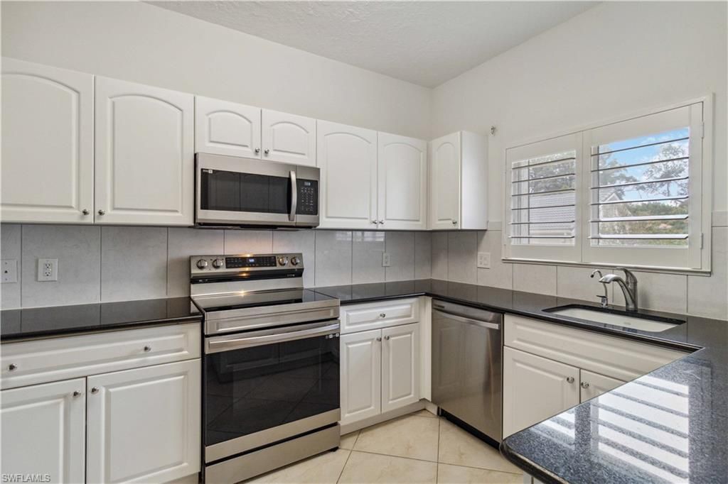 604 Arbor Lake DR 6-103, NAPLES, FL 34110 — photo 3