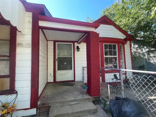 2607 W Lovers Lane, Dallas, TX 75235