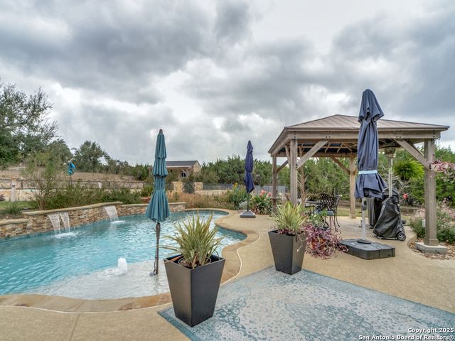 121 Pond View, Spring Branch, TX 78070