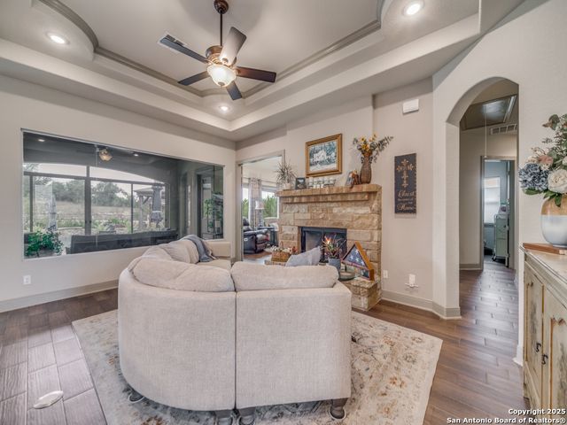 121 Pond View, Spring Branch, TX 78070