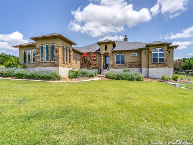 121 Pond View, Spring Branch, TX 78070